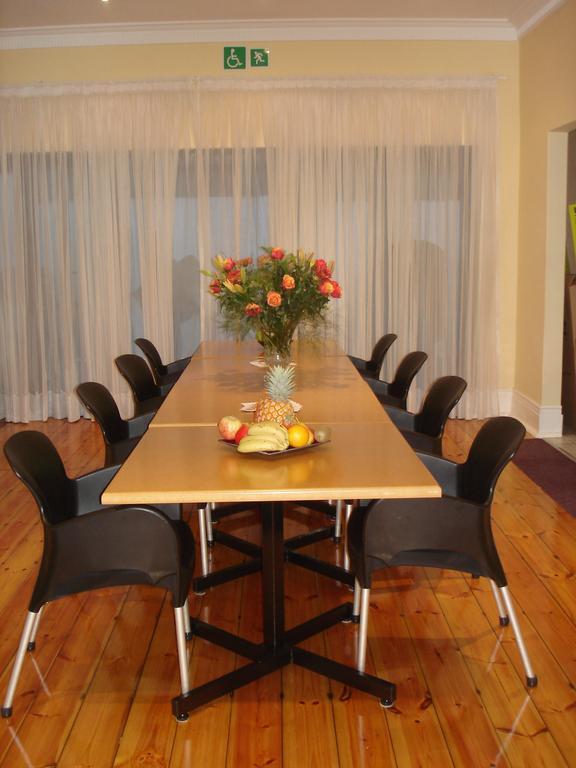 The Crescent Guesthouses - Bnb/Self Catering Durban Buitenkant foto